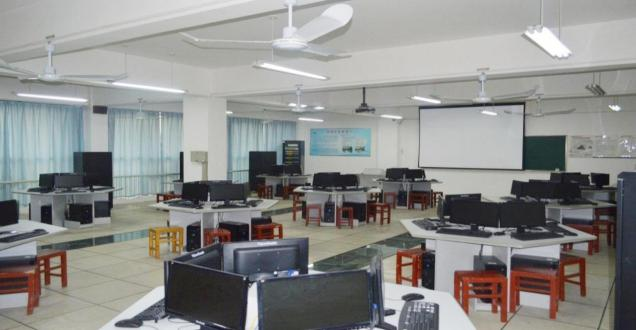 軟件技術專業 開啟數字化未來的核心技術開發之旅